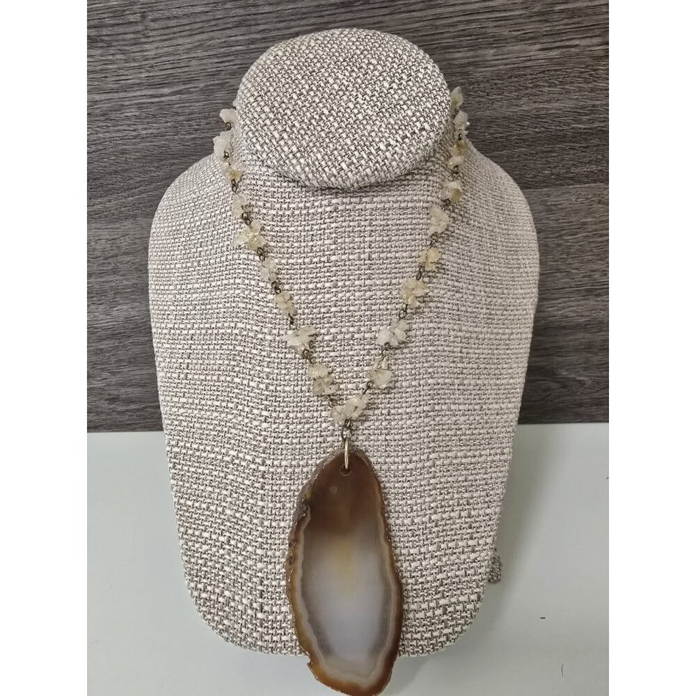 Vintage 70s Natural Stone Agate Geode Pendant Necklace‎ Brown/Ivory Slice
